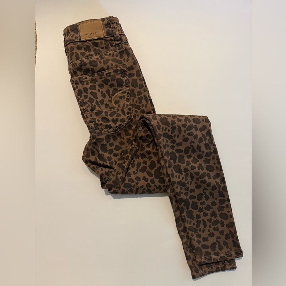 AE Super High Rise Jeggings size 00